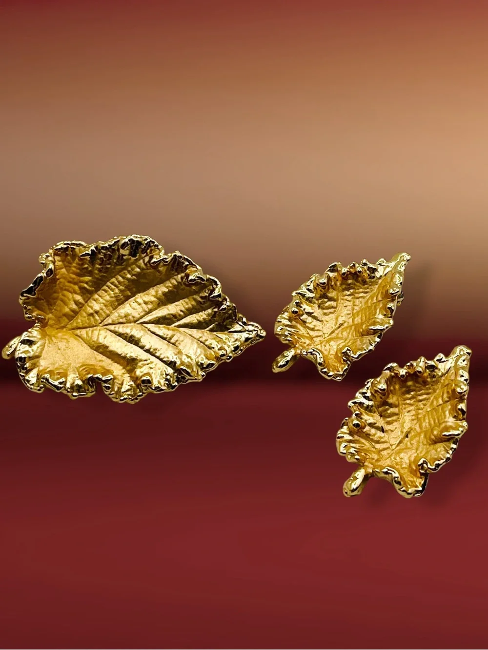 Vintage Napier Gold Tone Textured Leaf Brooch & Matching Clip-On Earrings Set